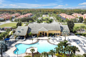 Stylish & Cozy Retreat Prime location Fully Equipped